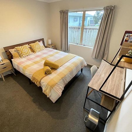 Papamoa Two Rooms & Kitchenette - Dogs Welcome Exterior foto