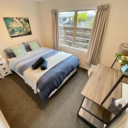 Papamoa Two Rooms & Kitchenette - Dogs Welcome Exterior foto