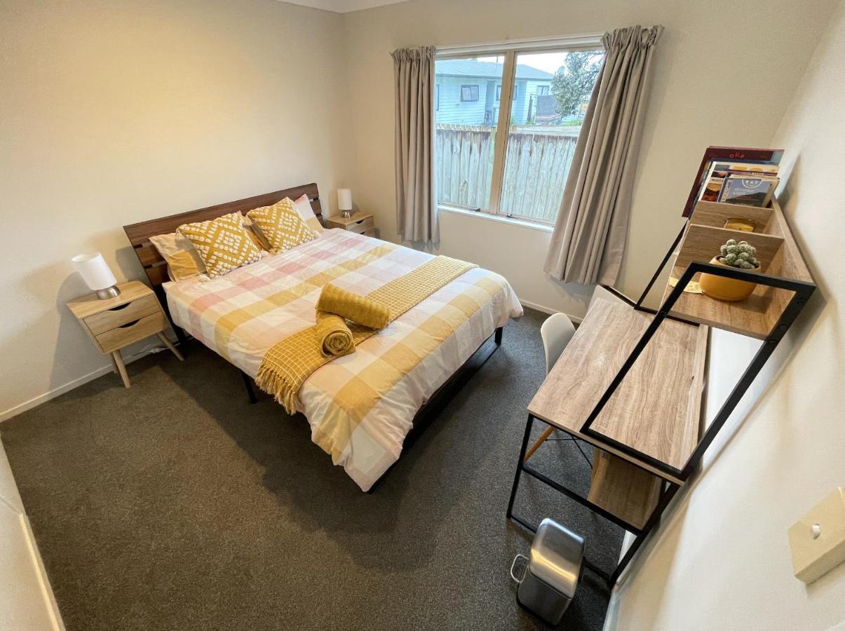 Papamoa Two Rooms & Kitchenette - Dogs Welcome Exterior foto