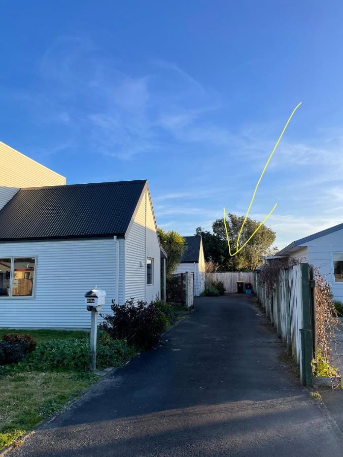 Papamoa Two Rooms & Kitchenette - Dogs Welcome Exterior foto